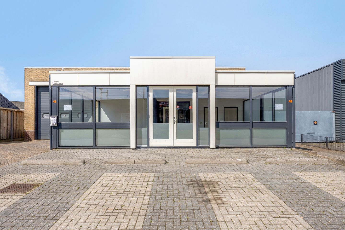 Bekijk foto 3 van Ainsworthstraat 40