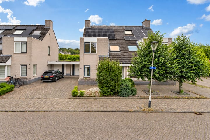 Tussenwoning te koop: 't Zand 14, Breda