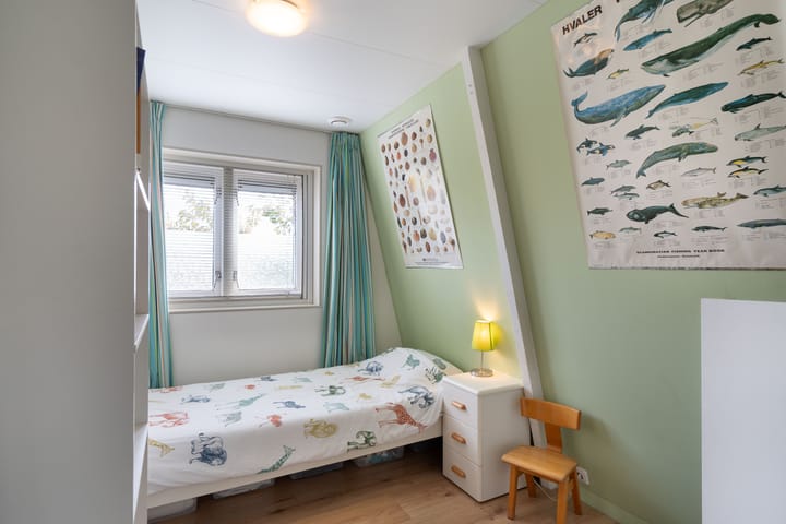 Twee-onder-één-kap te koop: Zuiddijk 368, Zaandam