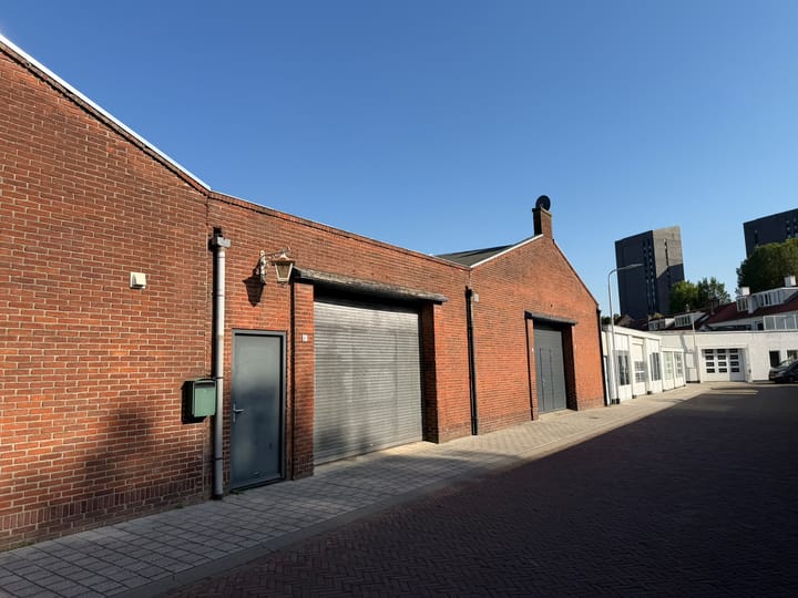 Sint Bernadettestraat 4-a, Tilburg
