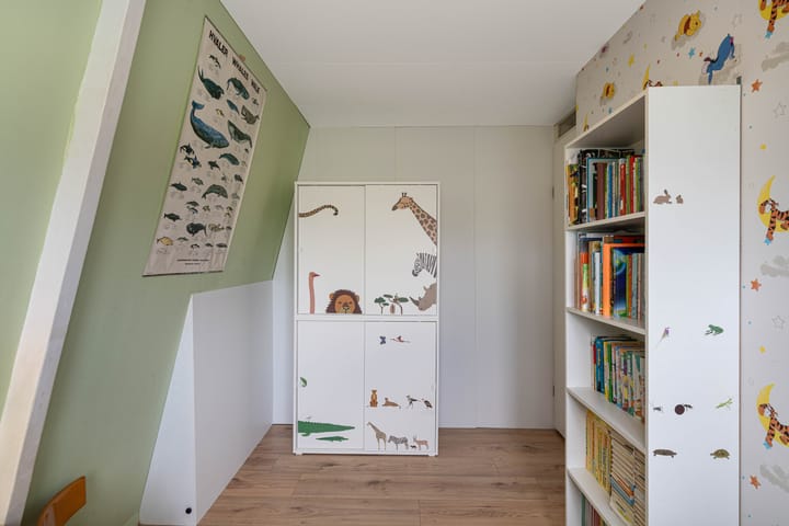 Twee-onder-één-kap te koop: Zuiddijk 368, Zaandam