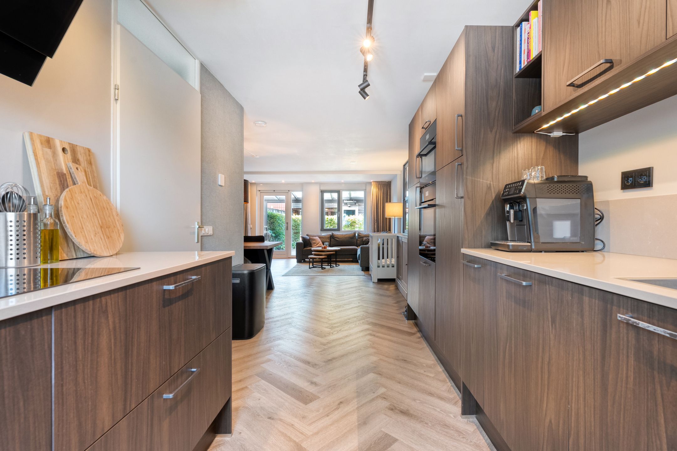 Foto 18 van Deurningerstraat 151