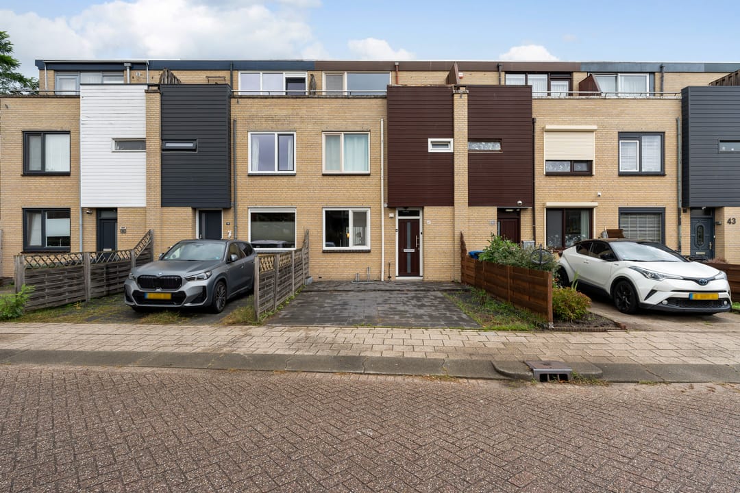 Foto 1 van Johan Huizingastraat 47