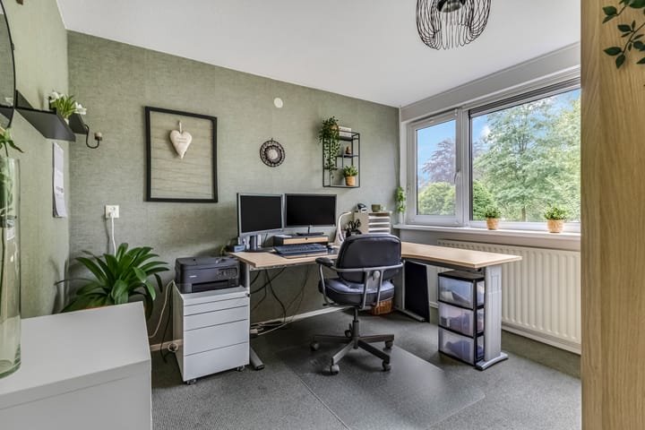 Tussenwoning te koop: Frans Halsstraat 56, Voorthuizen