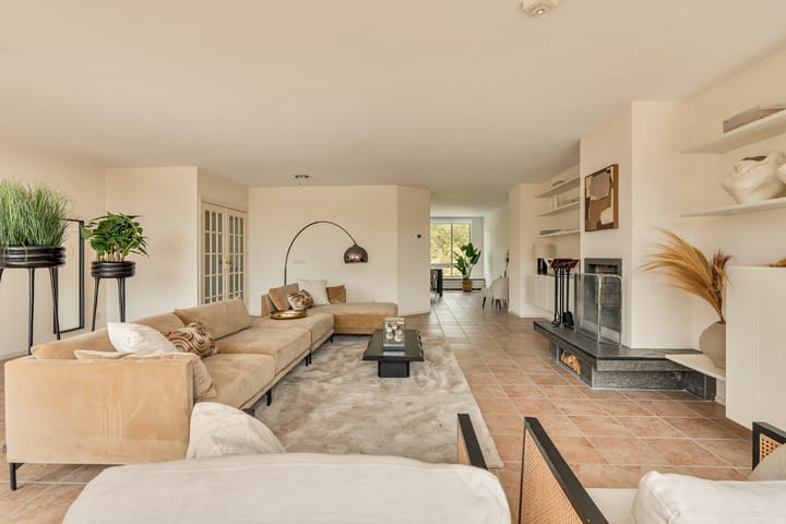 Appartement te koop: Beysterveld 273, Amsterdam