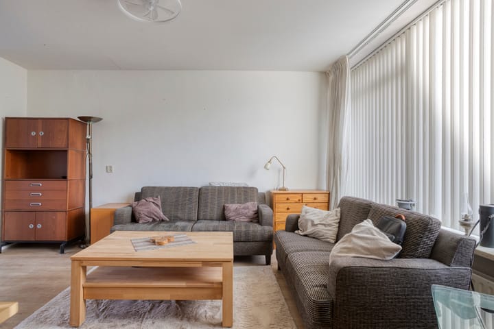 Tussenwoning te koop: Breitnerstraat 9, Krimpen Aan Den Ijssel