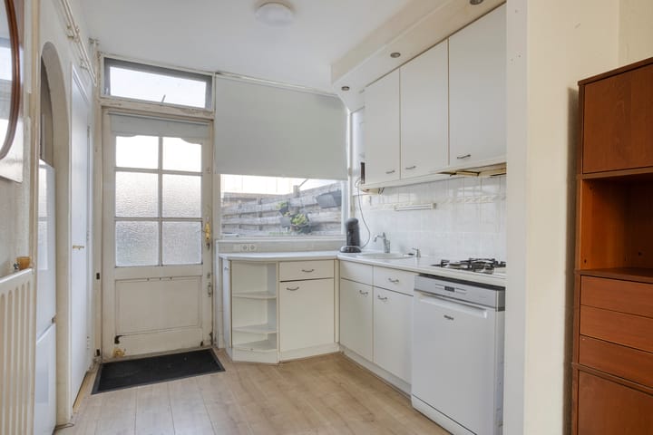 Tussenwoning te koop: Breitnerstraat 9, Krimpen Aan Den Ijssel