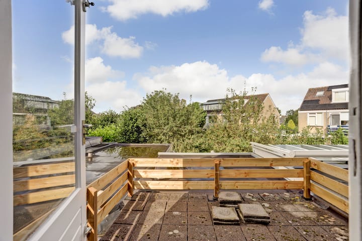 Tussenwoning te koop: Noordkade 8, Waddinxveen