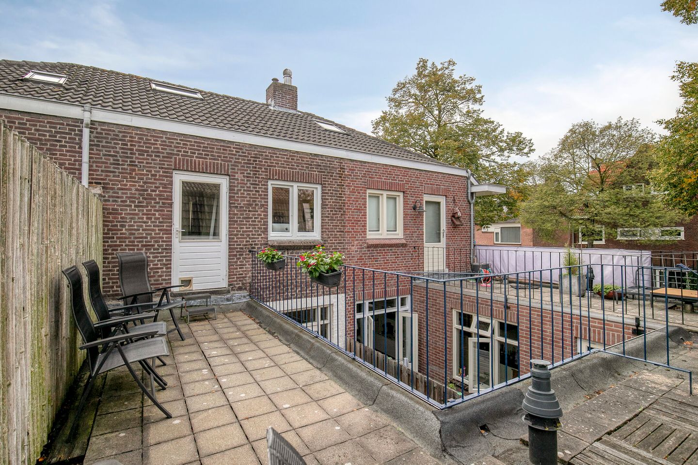 Foto 44 van St Lambertusstraat 1-A