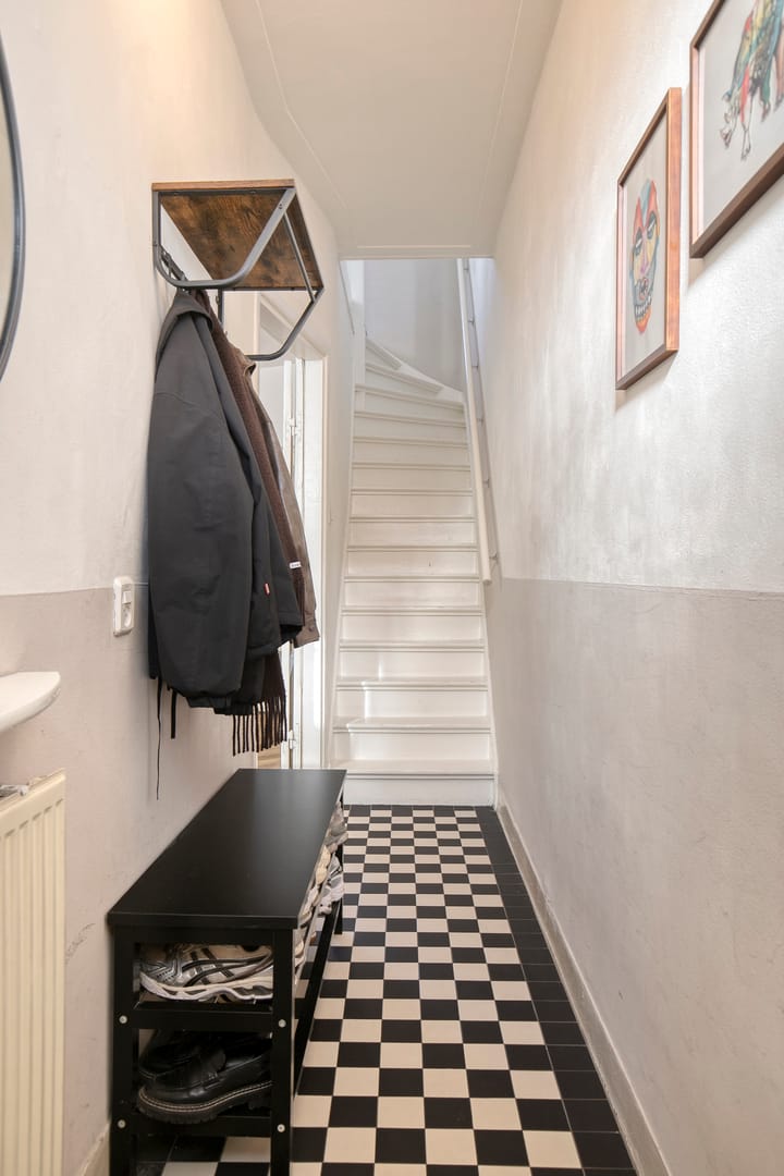Tussenwoning te koop: St Lambertusstraat 1A, Eindhoven