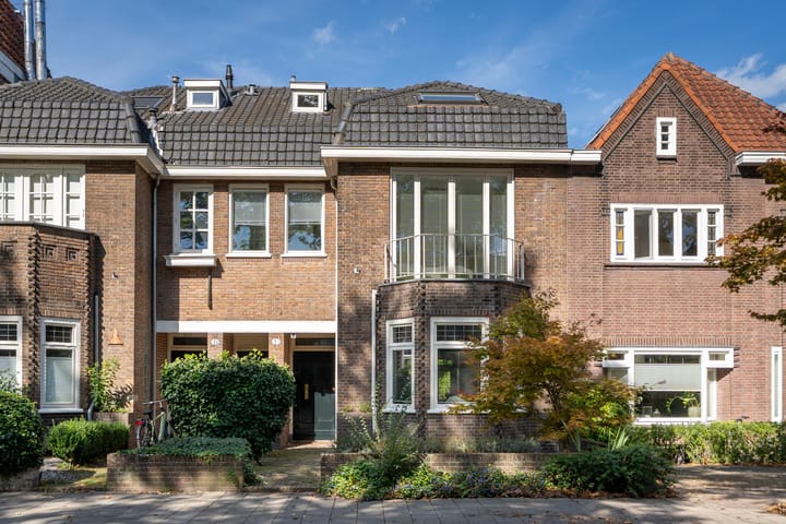 Jan van Beverwijckstraat 43 — te koop in Tilburg, Tussenwoning