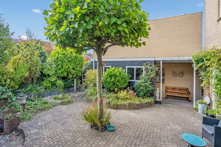 Hoekwoning te koop: Lange Dreef 159, Rijswijk (Zh)
