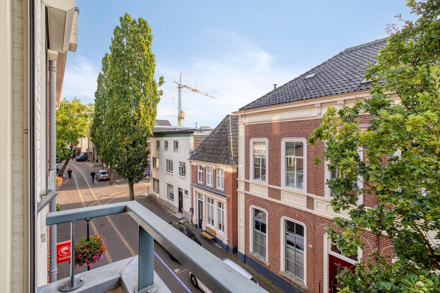Photo 10 of Landstraat 8-17