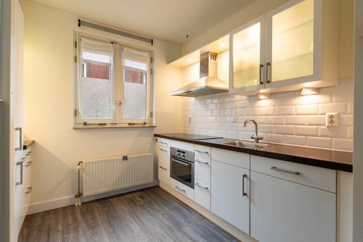 Tussenwoning te huur: Boccacciopad 13, Utrecht