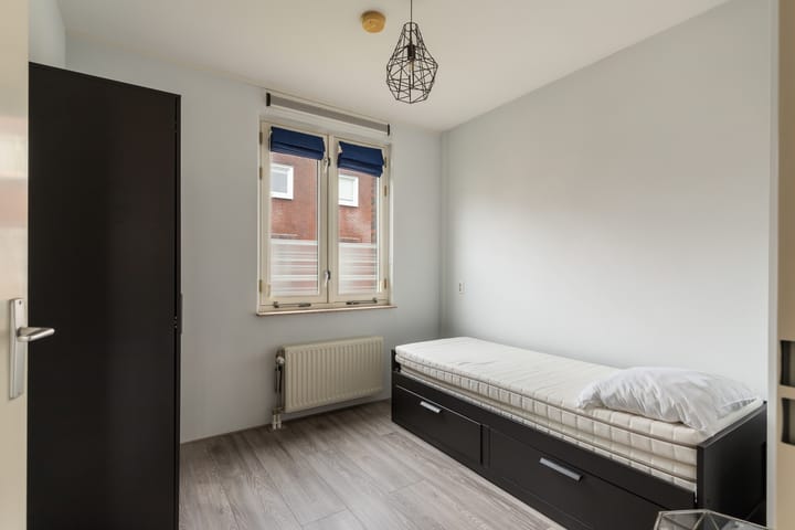 Tussenwoning te huur: Boccacciopad 13, Utrecht