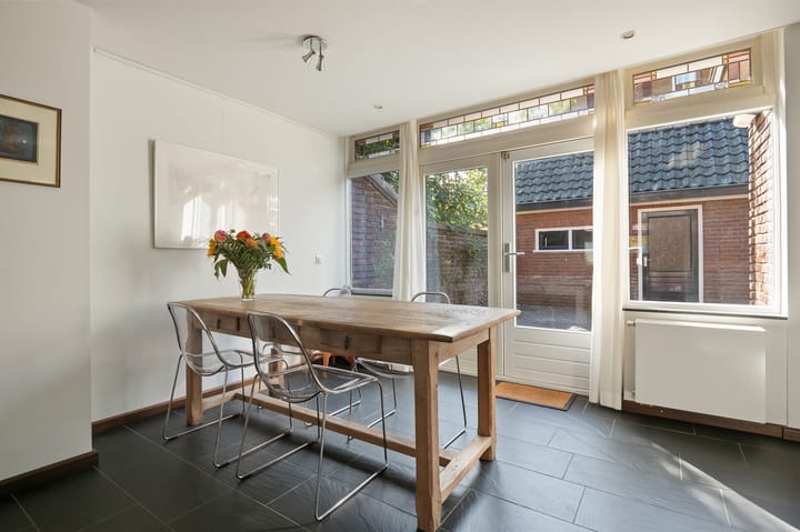 Hoekwoning te koop: Van Voorst tot Voorststraat 8, Vught