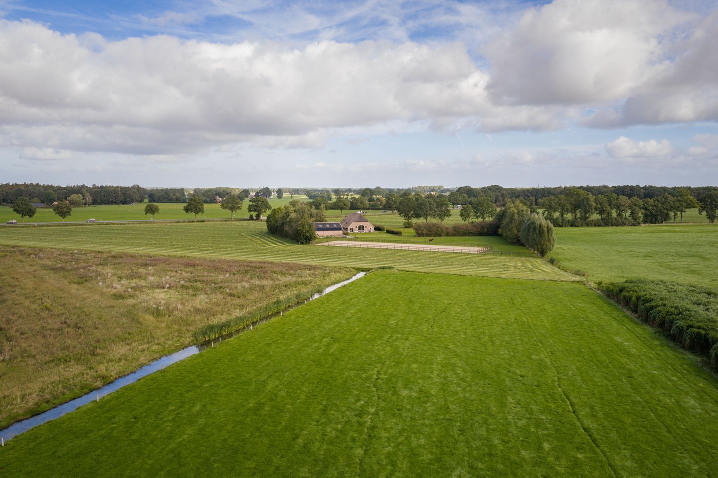 Foto 55 van Overmeenweg 2