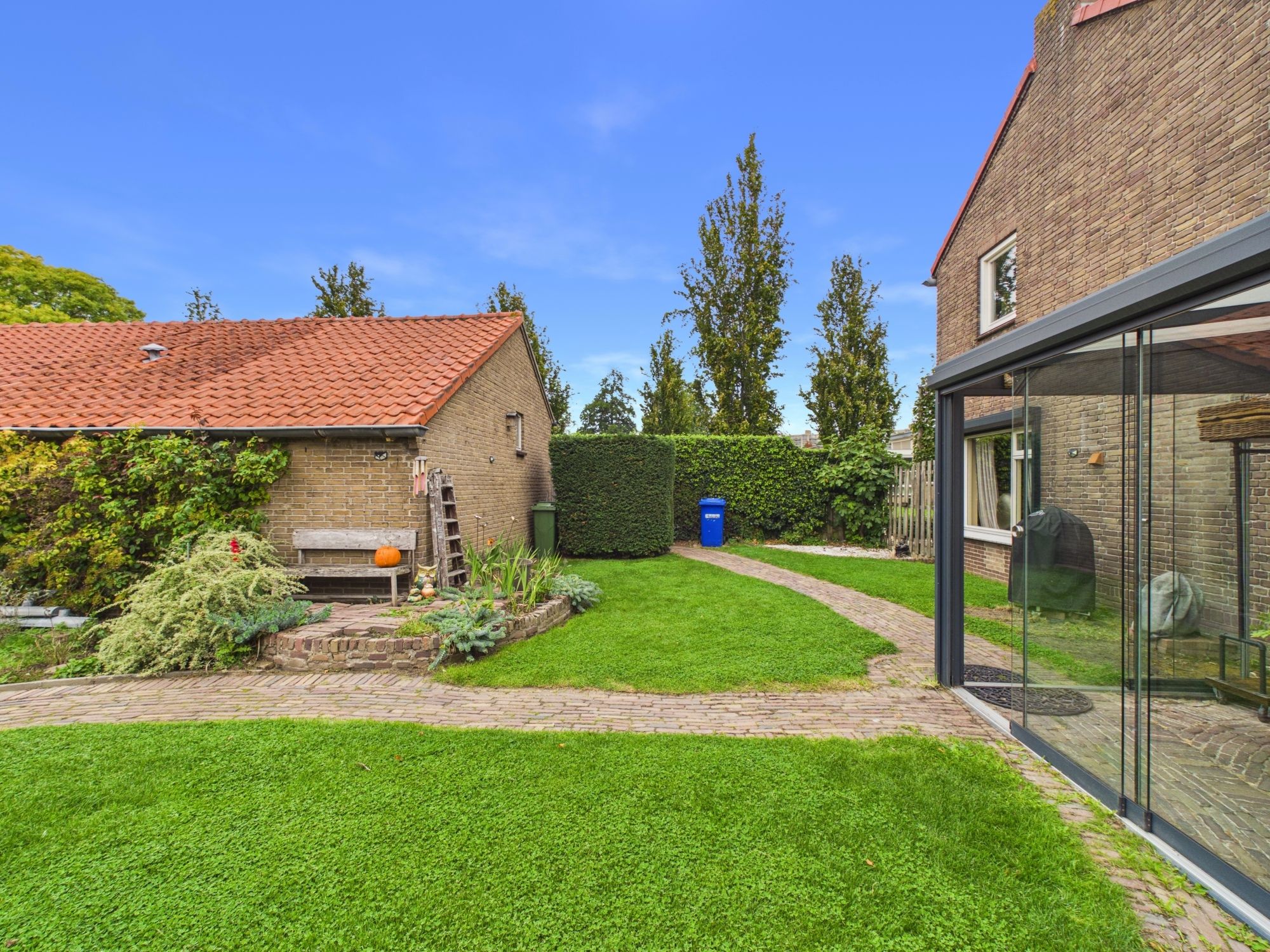 Photo 36 of Margrietstraat 1