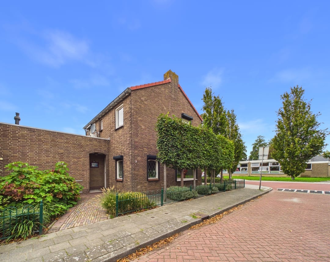 Photo 47 of Margrietstraat 1
