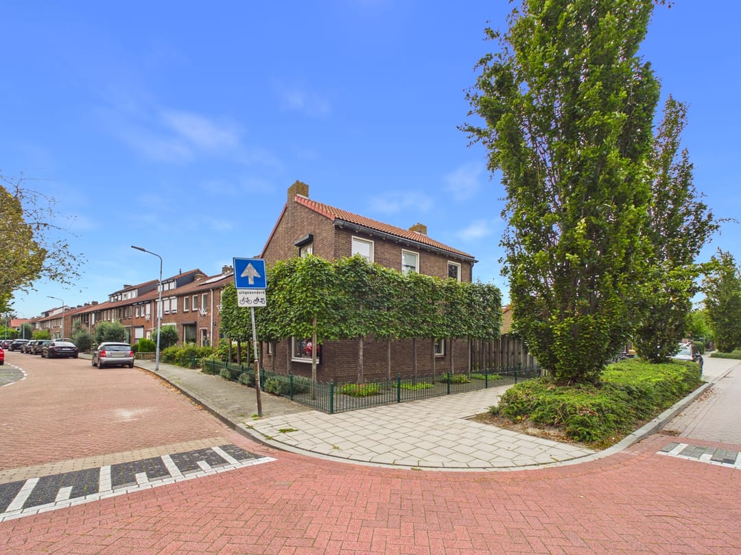 Photo 46 of Margrietstraat 1