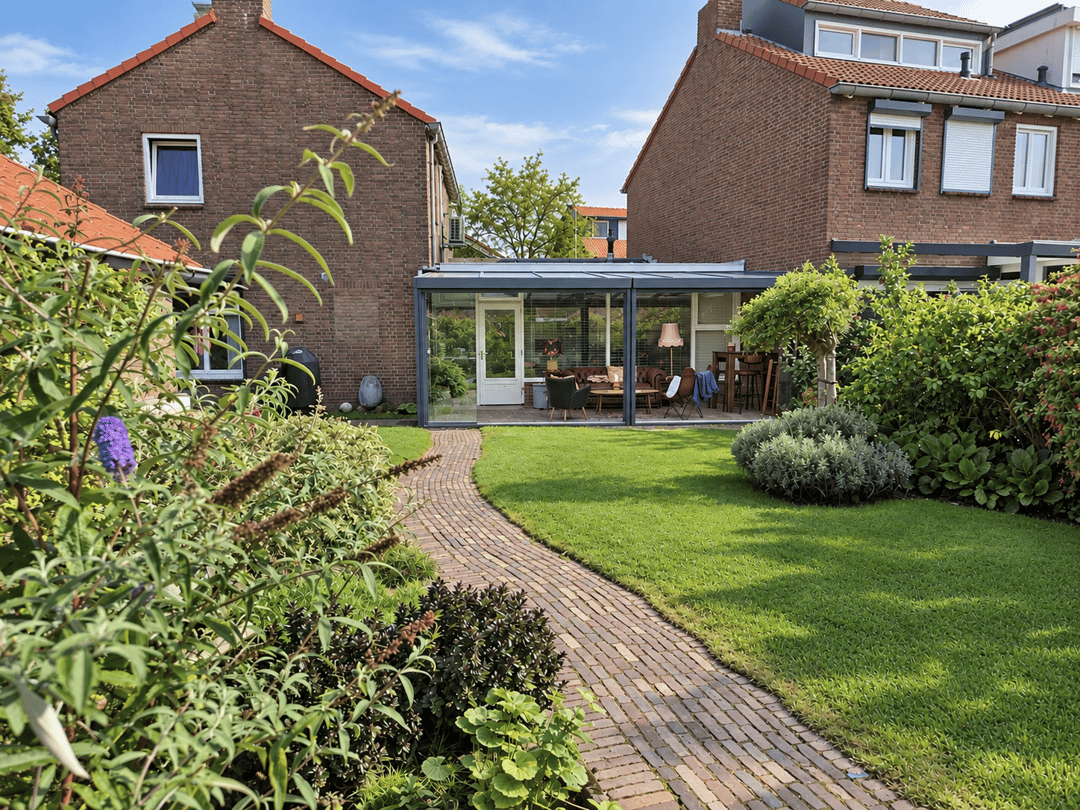Photo 38 of Margrietstraat 1