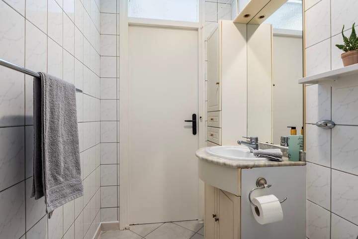 Tussenwoning te koop: De Stringen 6, Hallum