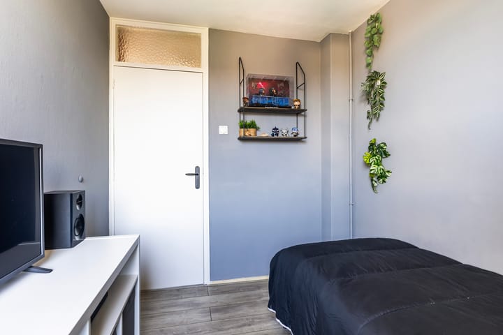 Tussenwoning te koop: De Stringen 6, Hallum