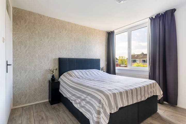 Tussenwoning te koop: De Stringen 6, Hallum