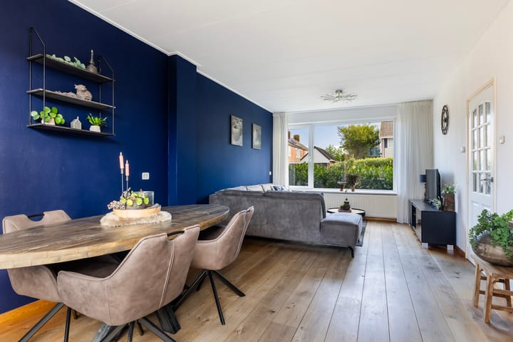 Tussenwoning te koop: De Stringen 6, Hallum