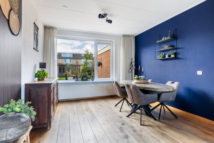 Tussenwoning te koop: De Stringen 6, Hallum