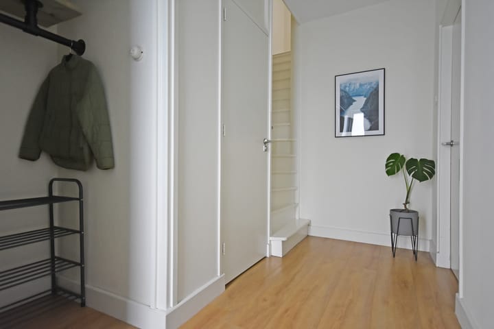 Tussenwoning te koop: Dokter B. Hornstrasingel 83, Burgum