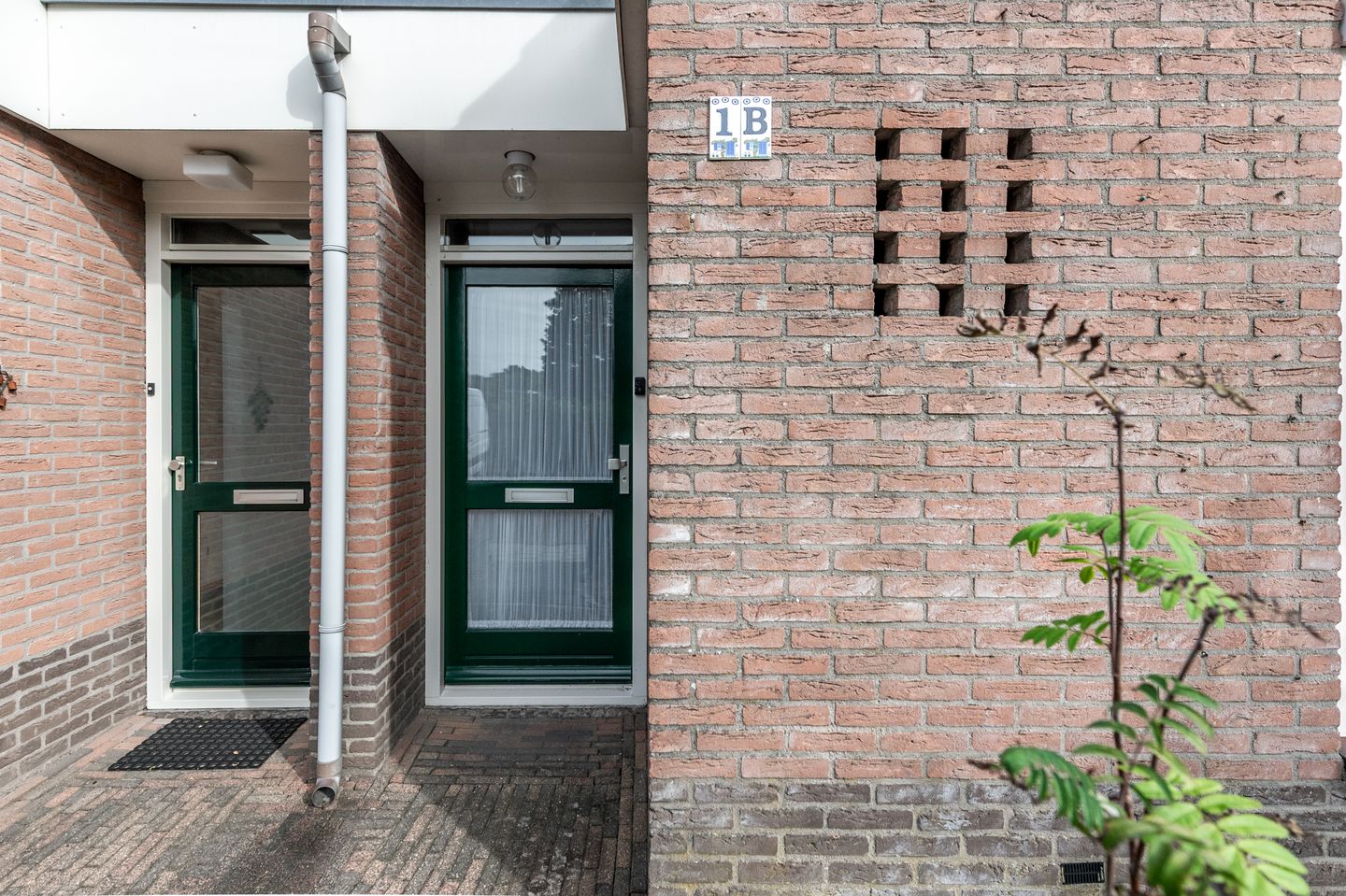 Foto 10 van Kanaalstraat 1-B