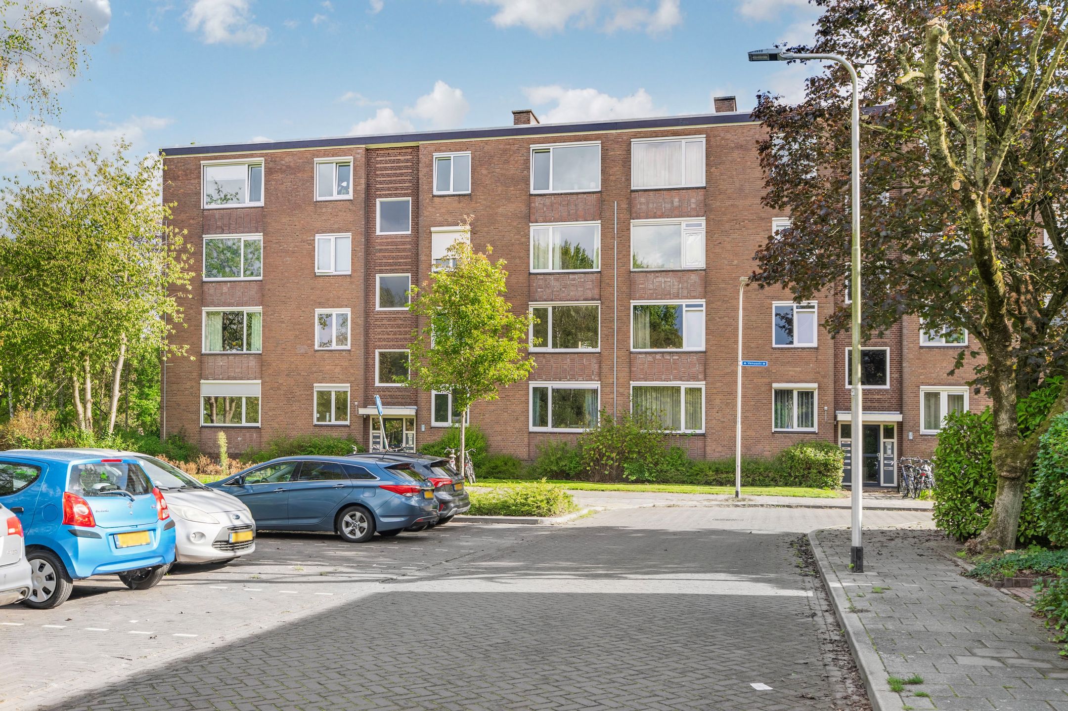 Photo 24 of Venusstraat 28