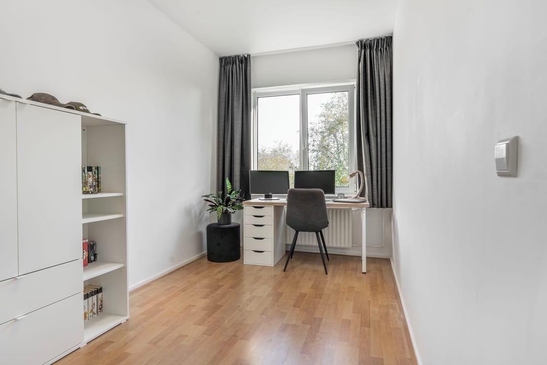 Photo 16 of Venusstraat 28