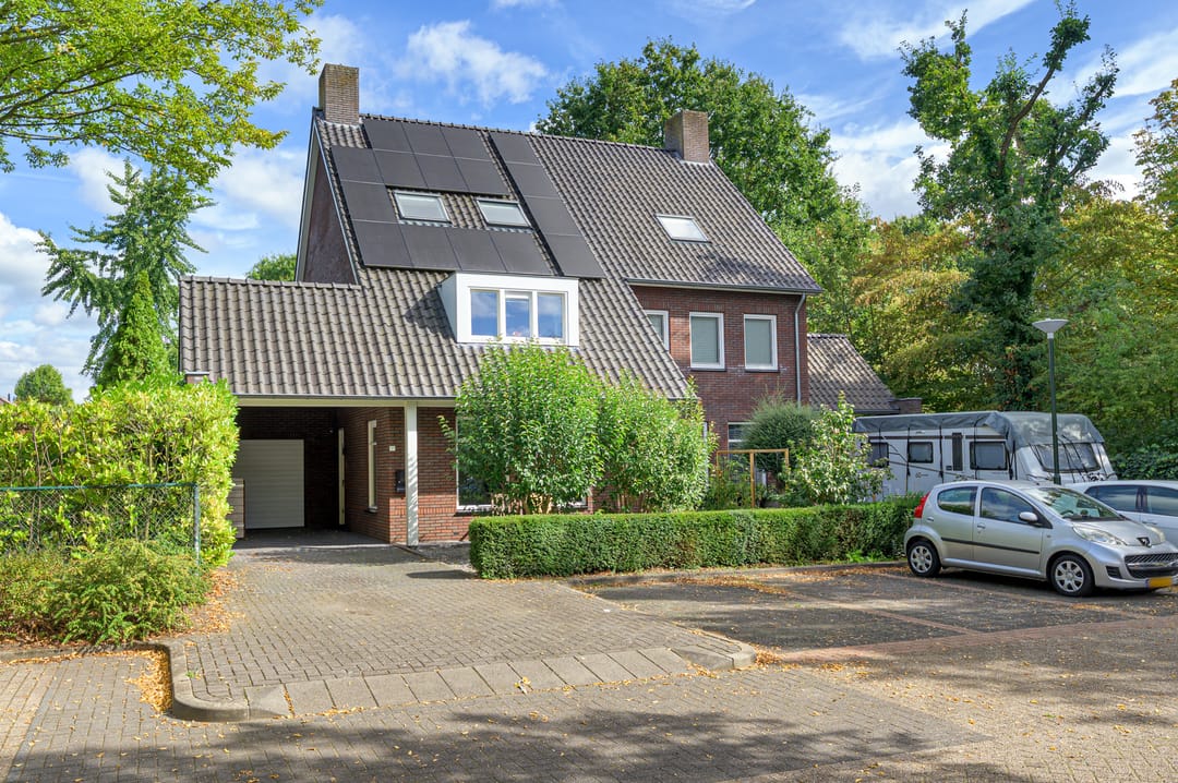 Photo 43 of Burg. Janssensstraat 1-A