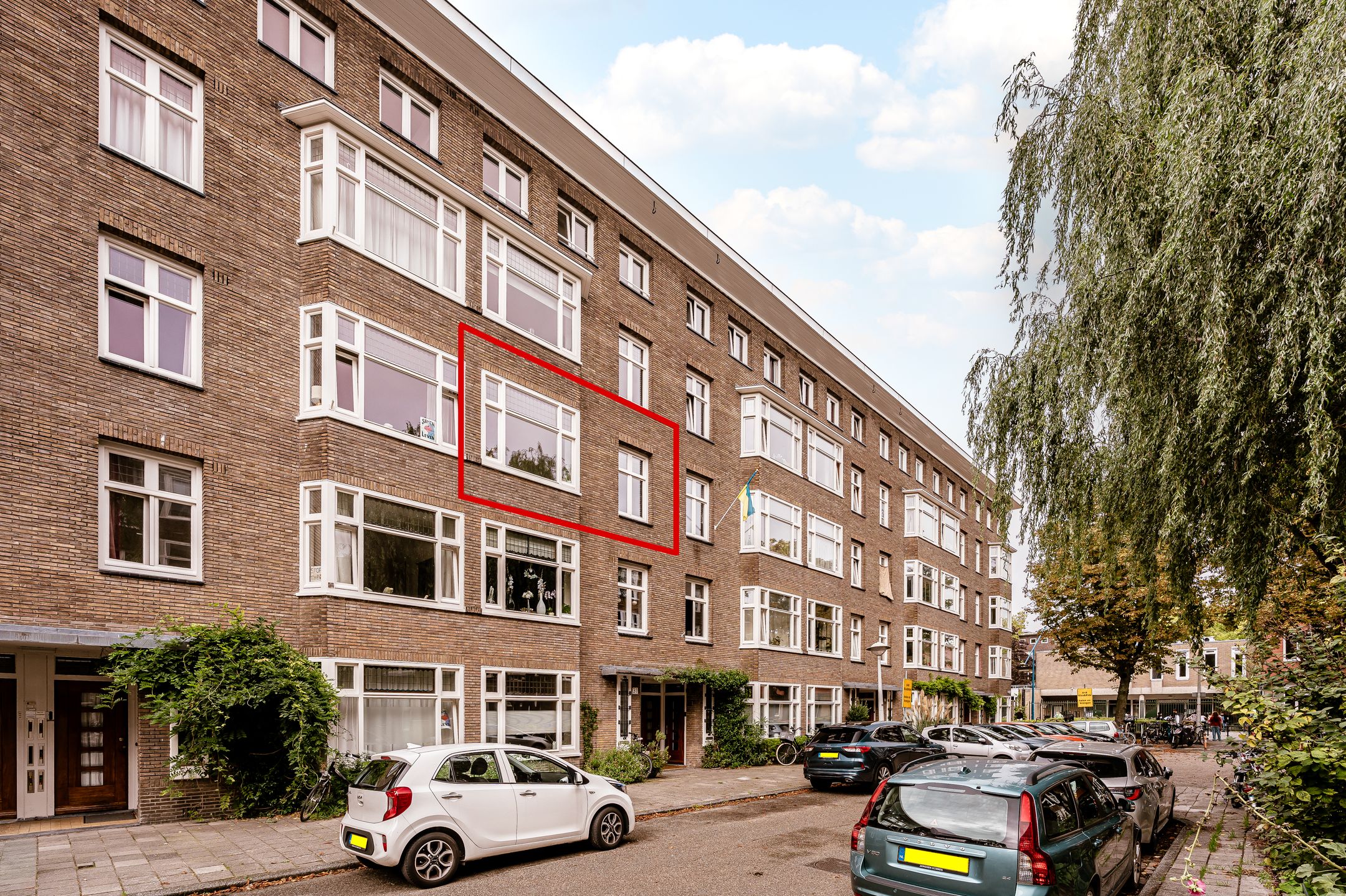 Photo 6 of Lanseloetstraat 31-2