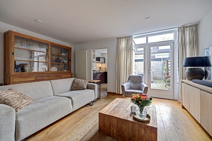 Tussenwoning te koop: Meerkoetstraat 10, Ermelo