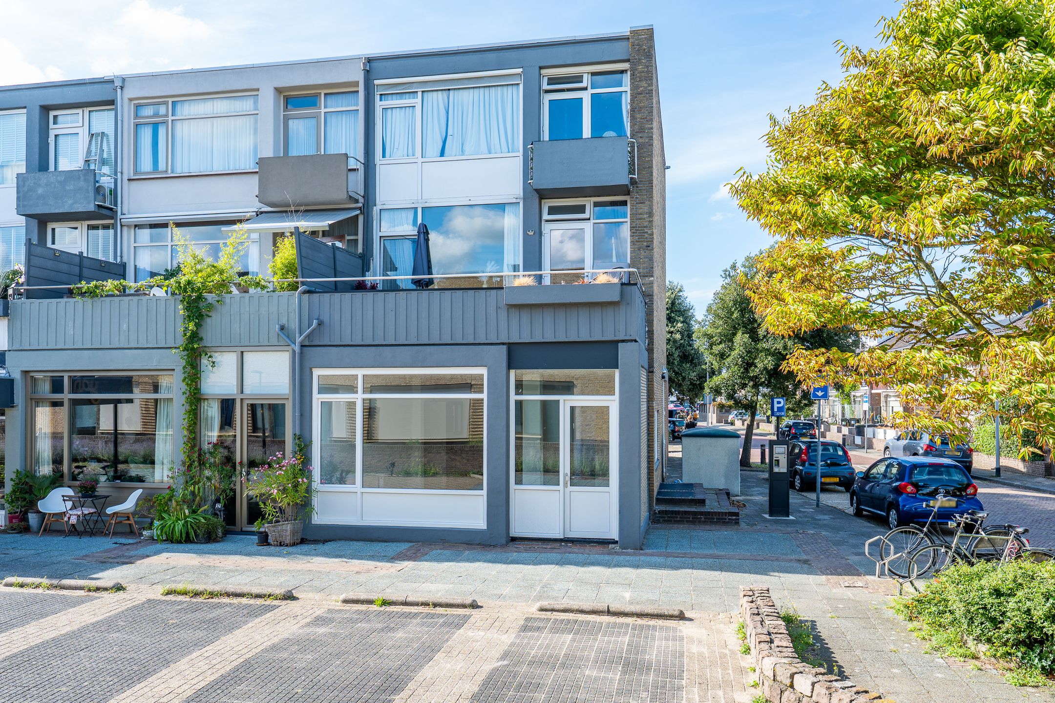 Photo 9 of Albert Verweystraat 54