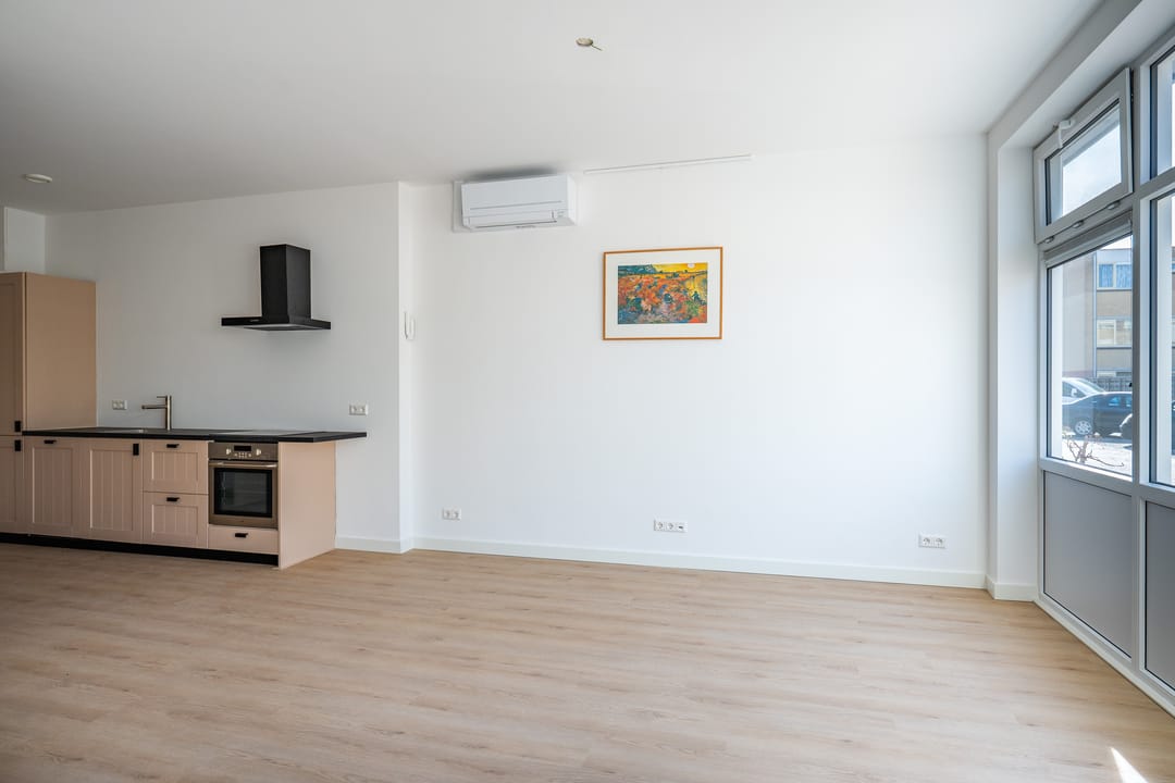 Photo 11 of Albert Verweystraat 56