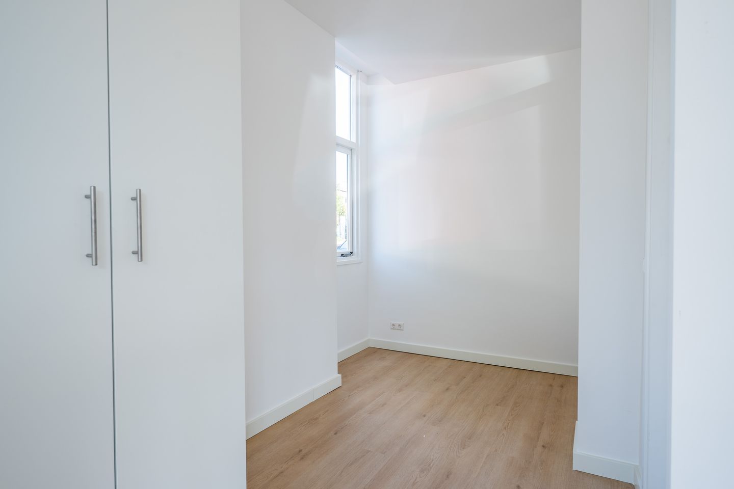 Photo 14 of Albert Verweystraat 56