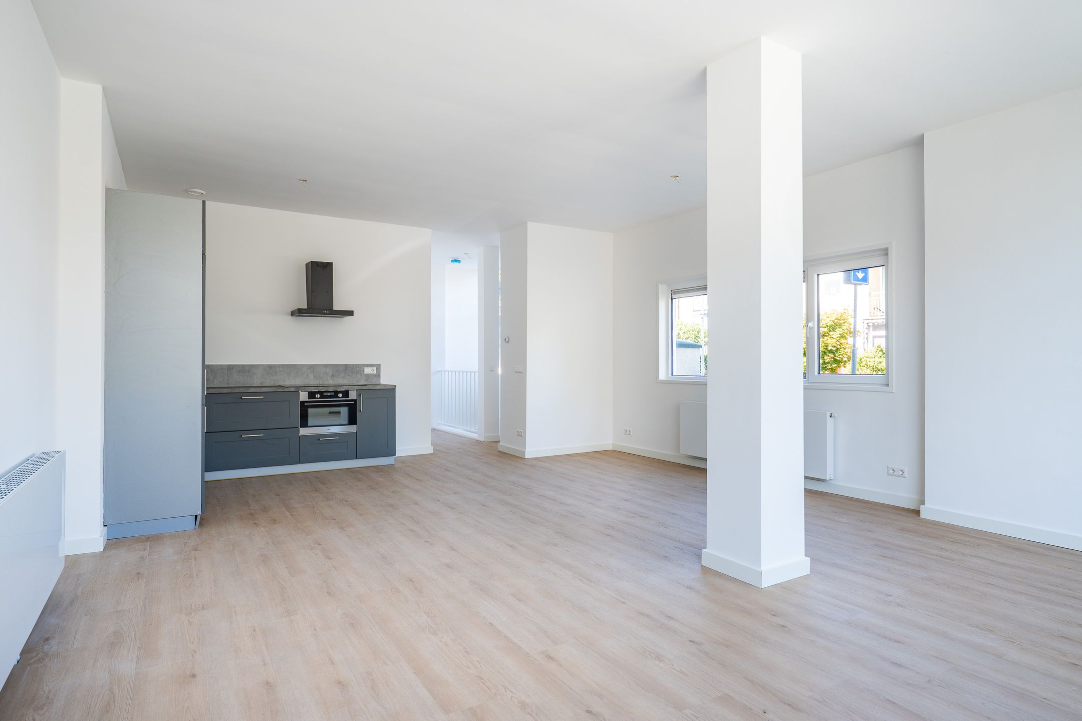 Photo 15 of Albert Verweystraat 54