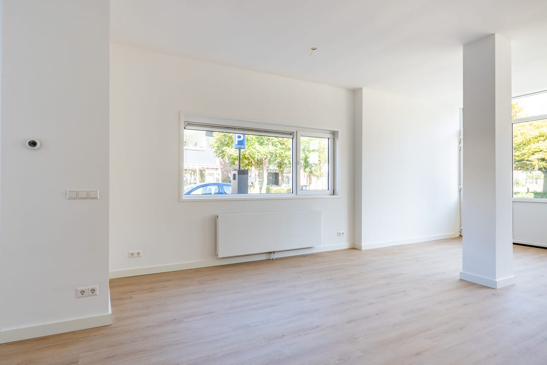 Photo 13 of Albert Verweystraat 54