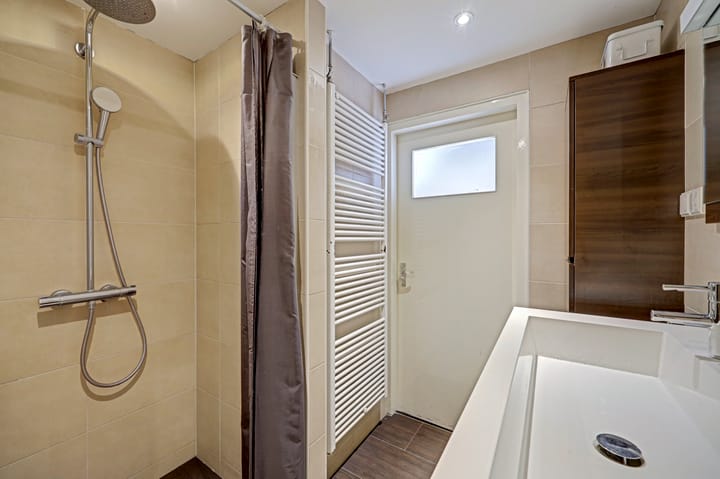 Tussenwoning te koop: Meerkoetstraat 10, Ermelo