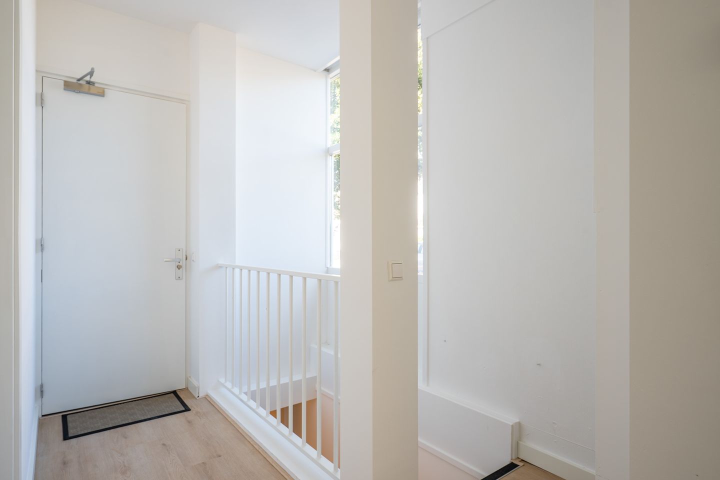 Photo 20 of Albert Verweystraat 54