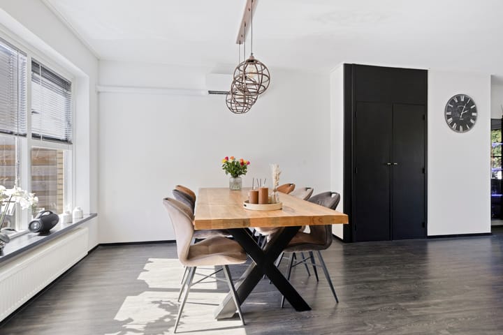Tussenwoning te koop: De Hage 8, Drachten