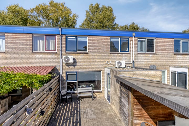 Tussenwoning te koop: De Hage 8, Drachten