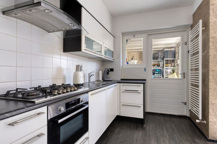 Tussenwoning te koop: De Hage 8, Drachten