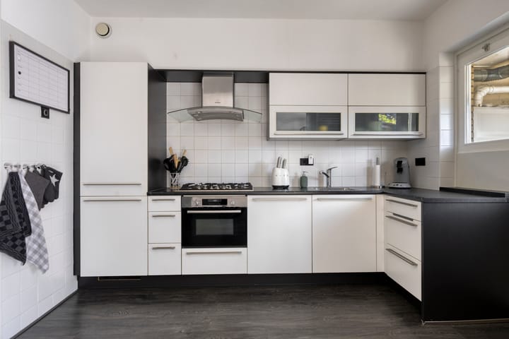 Tussenwoning te koop: De Hage 8, Drachten