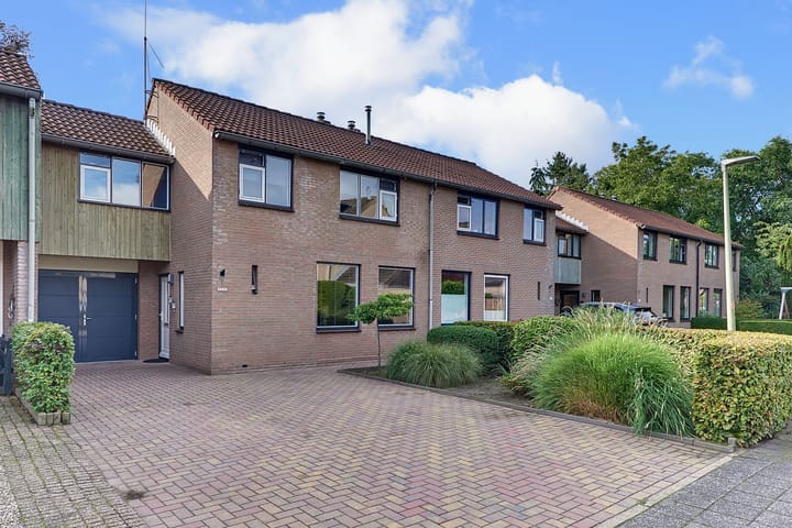 Tussenwoning te koop: Mandenmakerstraat 119, Harderwijk