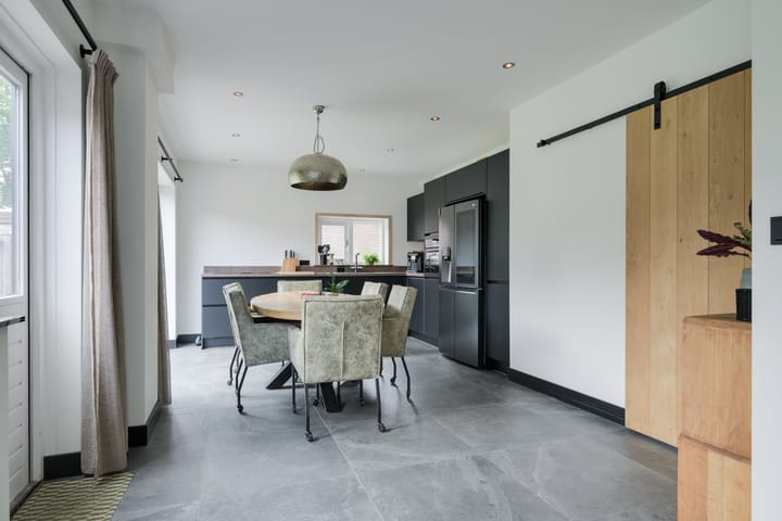 Twee-onder-één-kap te koop: Zelledijk 10, Hengelo (Ge)